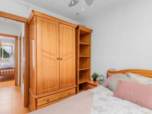 Chalet pareado en calle Lomas de Polo