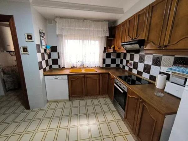 Piso en salvador, 34