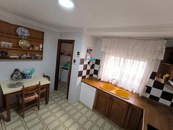 Piso en salvador, 34