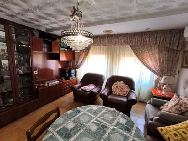 Piso en salvador, 34