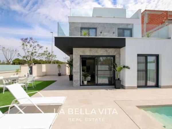 Casa independiente en calle Boyero, 85