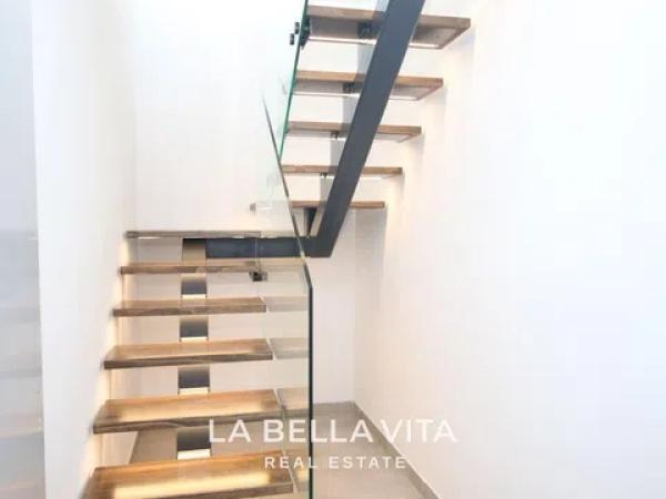 Casa independiente en calle Boyero, 85