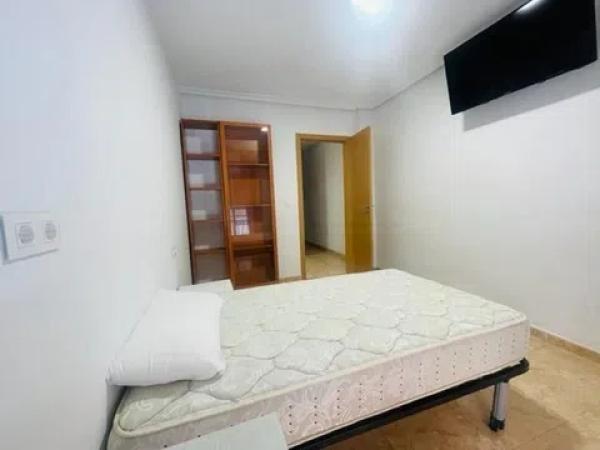 Piso en calle Antonio Mora Ferrández