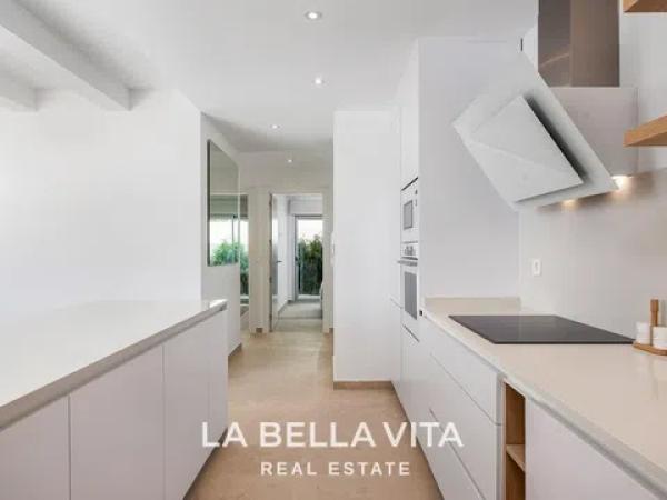 Casa independiente en Maria Moliner, 27