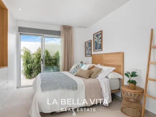 Casa independiente en Maria Moliner, 27