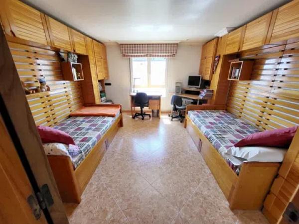 Piso en avenida Teodomiro, 23