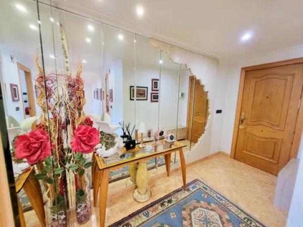 Piso en avenida Teodomiro, 23