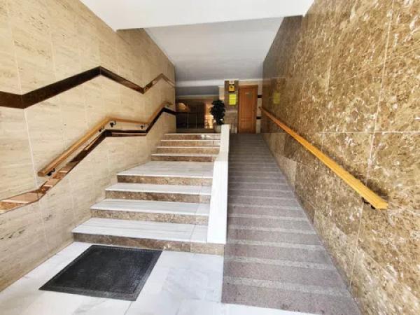 Piso en avenida Teodomiro, 23