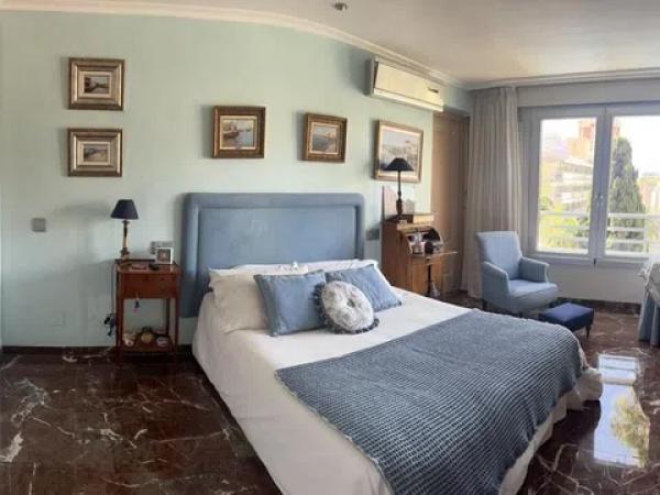 Piso en calle del Esperanto, 12