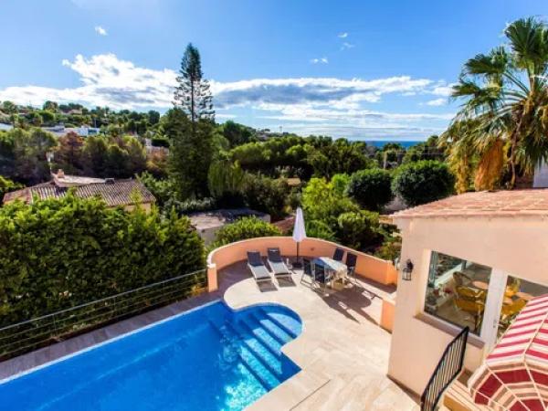 Casa independiente en avenida Baladrar-Baladrar