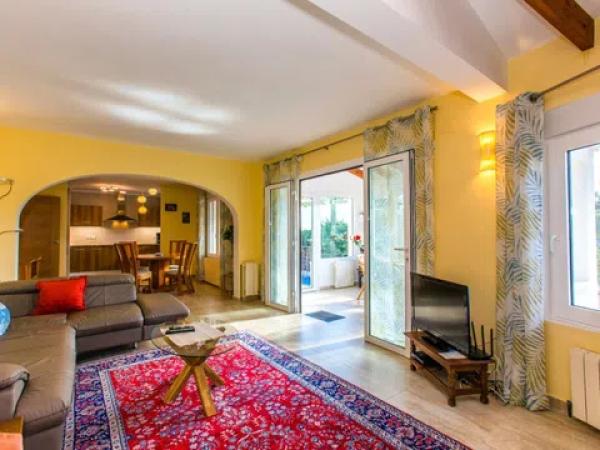 Casa independiente en avenida Baladrar-Baladrar