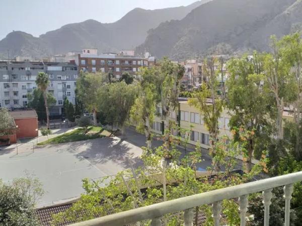 Piso en calle Canónigo Manuel Cayuelas Ballesta, 7