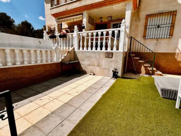 Piso en calle Camilo José Cela, 1