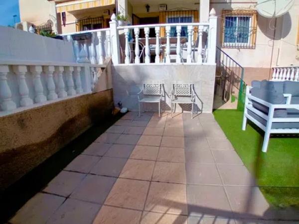 Piso en calle Camilo José Cela, 1