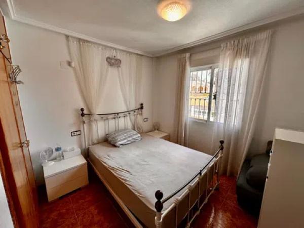 Piso en calle Camilo José Cela, 1