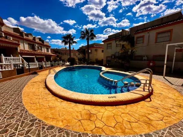 Piso en calle Camilo José Cela, 1