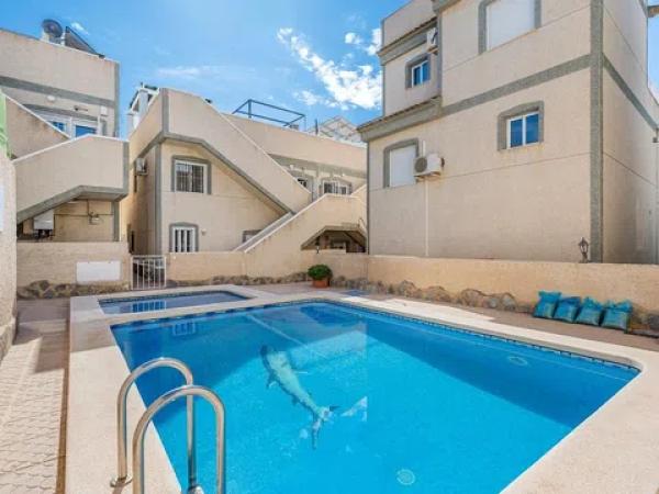 Chalet en San Miguel de Salinas