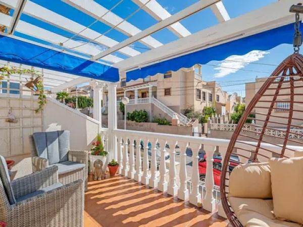 Chalet en San Miguel de Salinas