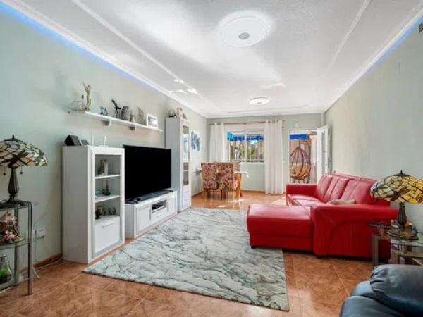 Chalet en San Miguel de Salinas