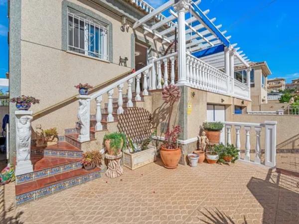 Chalet en San Miguel de Salinas