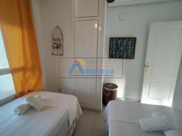 Piso en calle Llac Maracaibo, 236