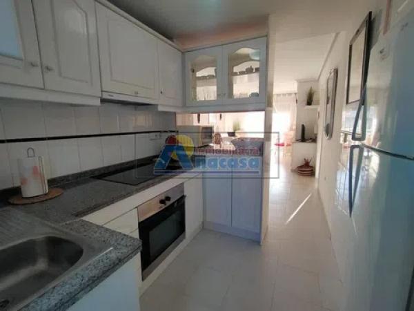 Piso en calle Llac Maracaibo, 236