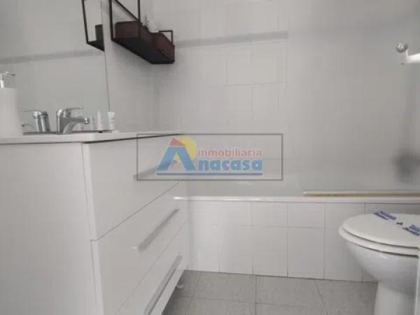 Piso en calle Llac Maracaibo, 236