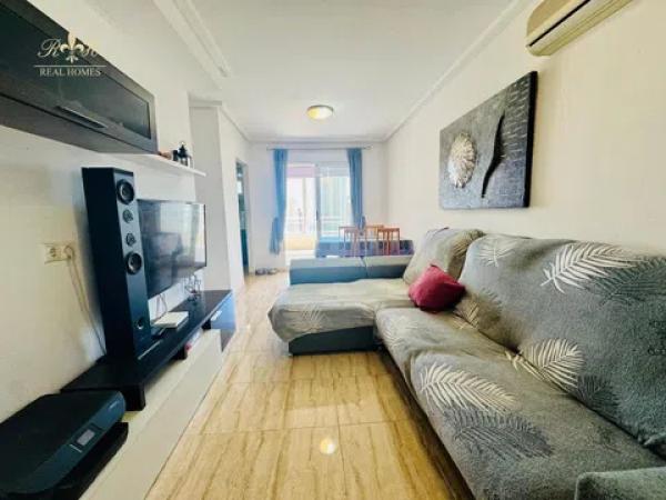 Piso en calle Presidente Adolfo Suárez