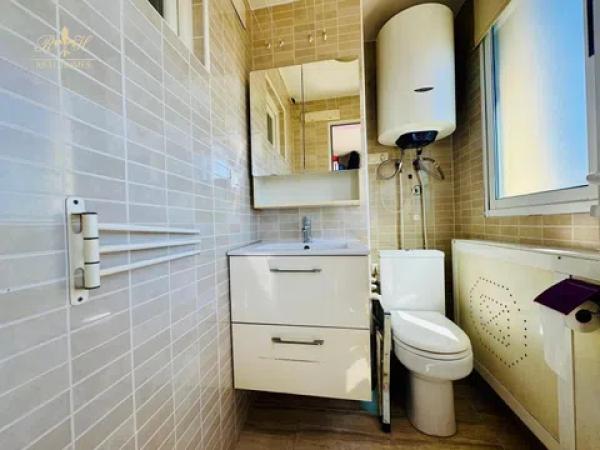 Piso en calle Presidente Adolfo Suárez