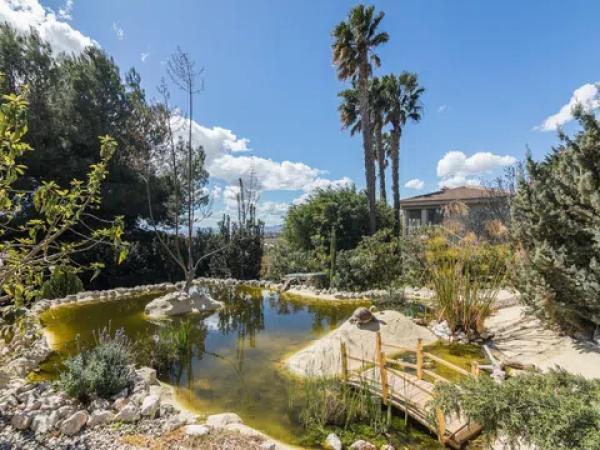 Casa independiente en calle Beniarres