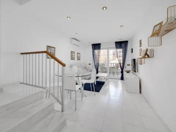 Dúplex en Barrio Las Piscinas Naturales