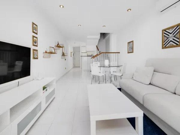 Dúplex en Barrio Las Piscinas Naturales