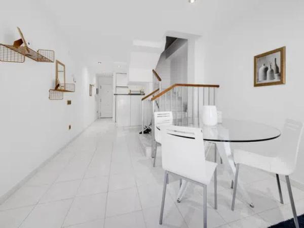 Dúplex en Barrio Las Piscinas Naturales