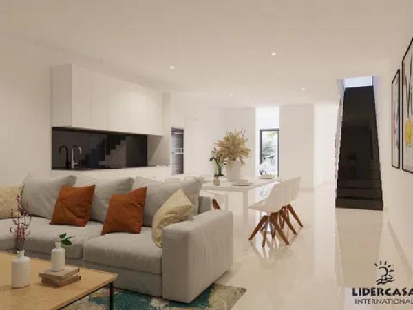 Casa independiente en calle Brussel.les s/n