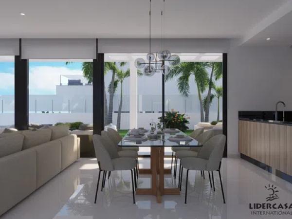 Casa independiente en calle Brussel.les s/n