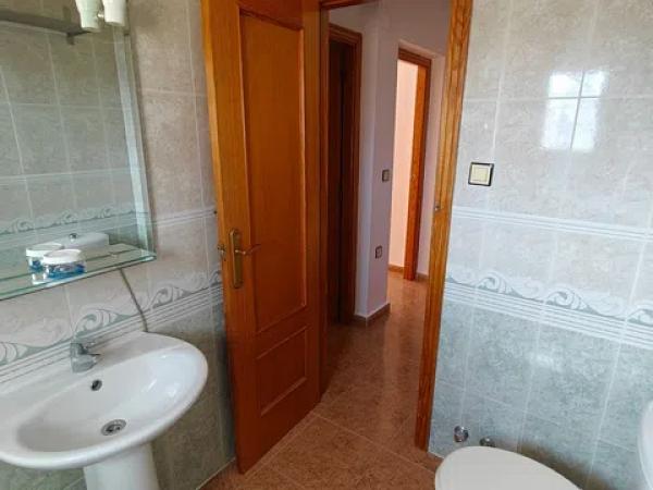 Chalet adosado en calle Amapola, 29