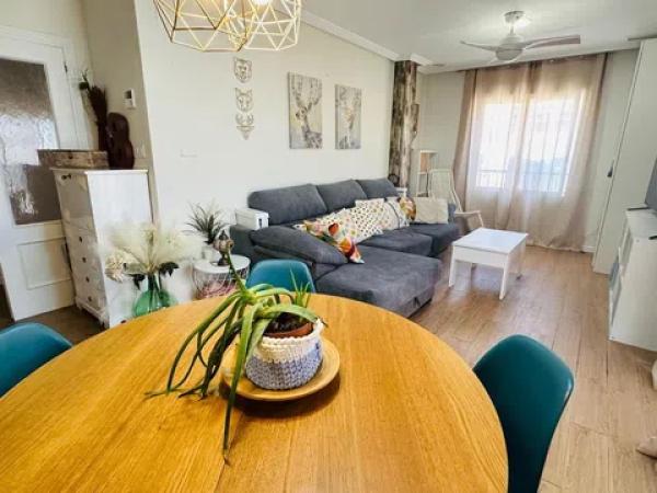 Piso en La Hoya-Daimes-El Derramador