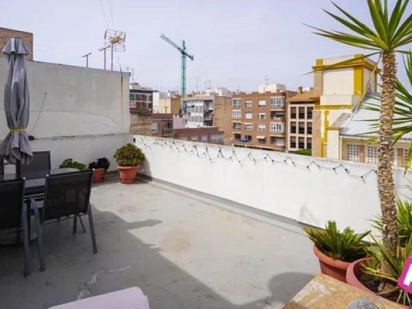 Piso en plaza Maestro Quislant