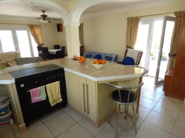 Casa independiente en calle Francia