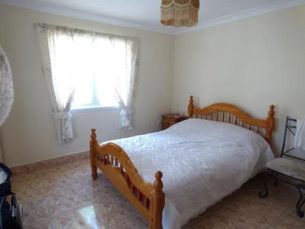 Casa independiente en calle Francia