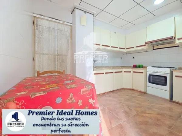 Piso en calle las Navas, 11