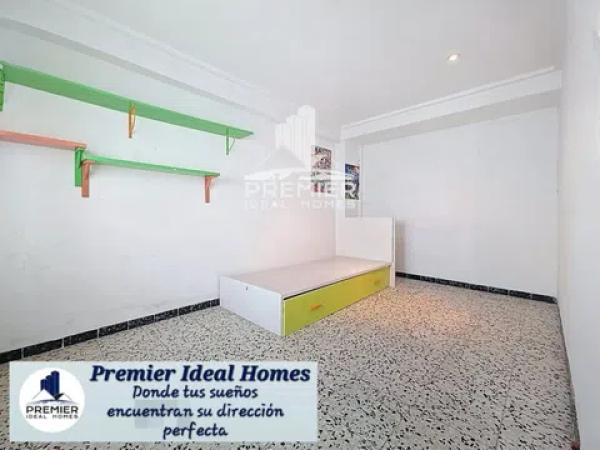 Piso en calle las Navas, 11