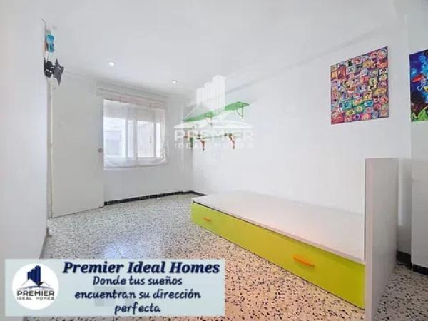 Piso en calle las Navas, 11