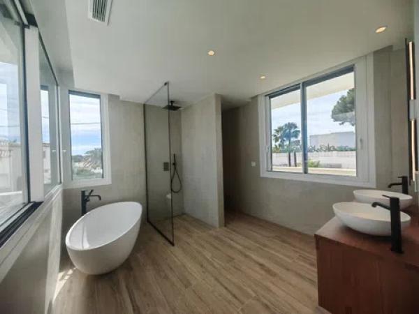 Casa independiente en calle el Faig