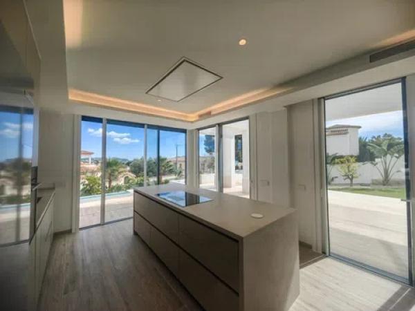 Casa independiente en calle el Faig