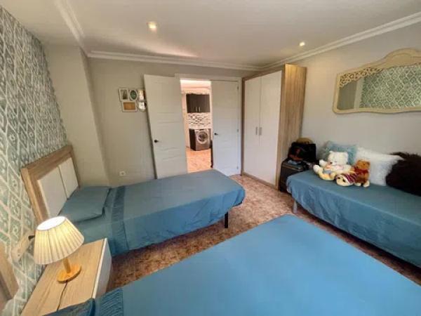 Casa independiente en calle Canónigo, 2