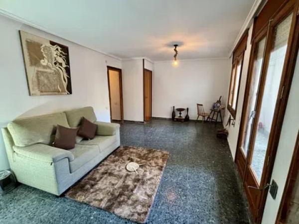 Piso en calle Gran Vía, 2