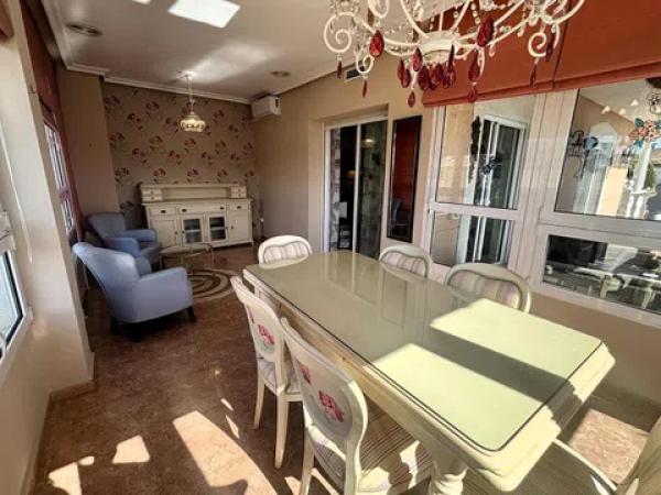 Casa independiente en calle Canónigo, 2