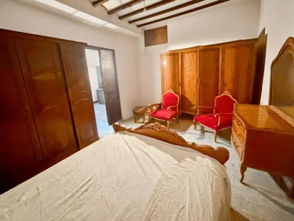 Casa de pueblo en calle Pintor Albert, 8