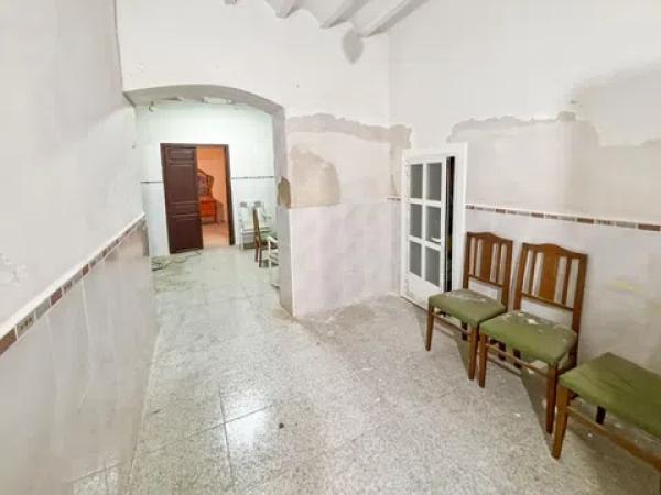 Casa de pueblo en calle Pintor Albert, 8